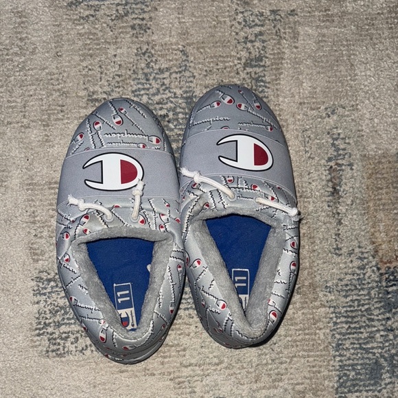 Champion Gray Logo Slippers - Picture 1 of 2